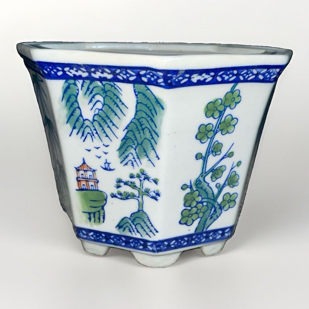 Vintage AAA Imports Chinoiserie Blue White Pagoda Footed Planter